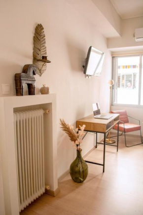 Studio in trendy Pagkrati district